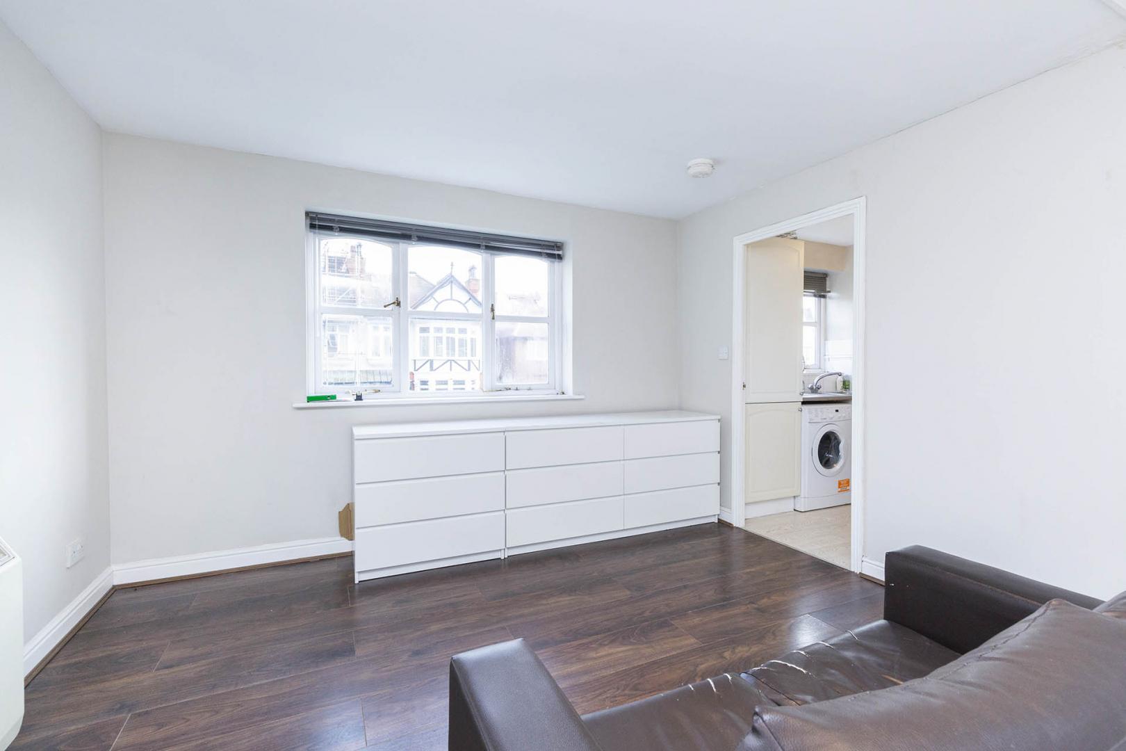 Modern Apartment Upton Close, Cricklewood